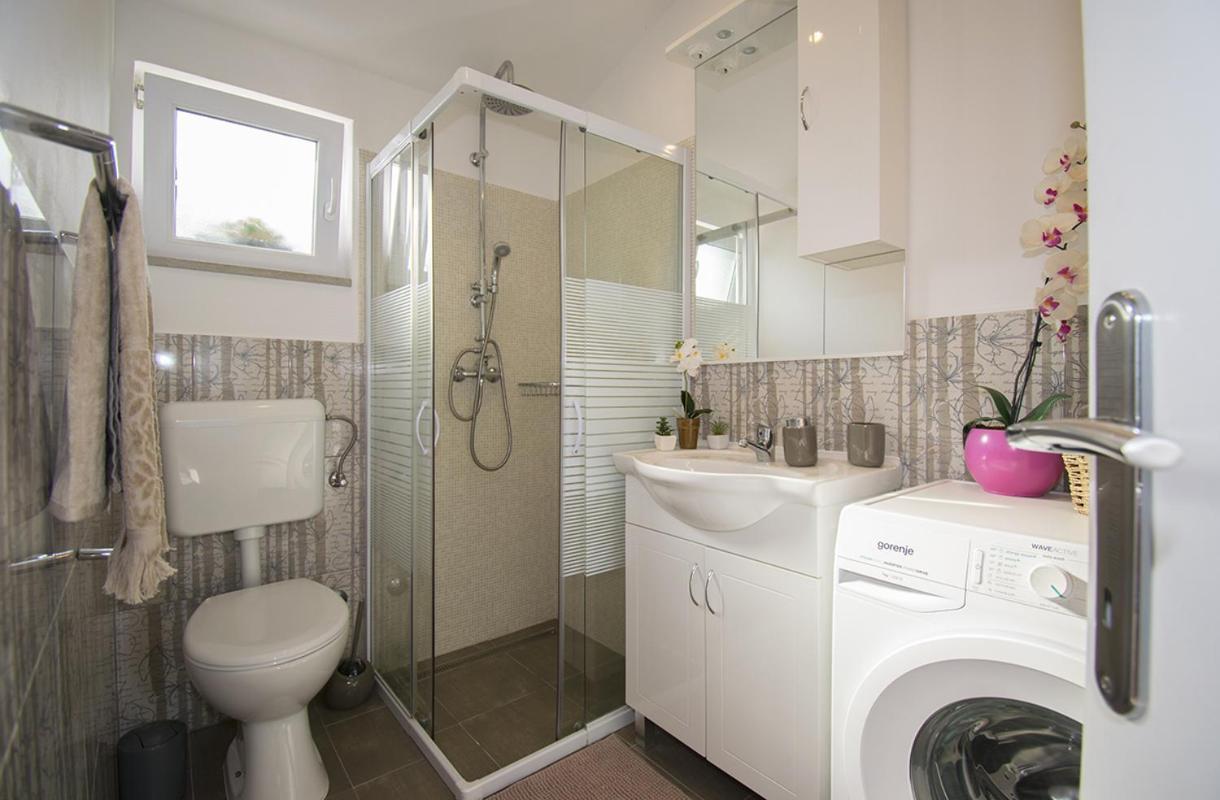 Apartment Edera, Near The Town In A Quiet Location Rovinj Exterior photo